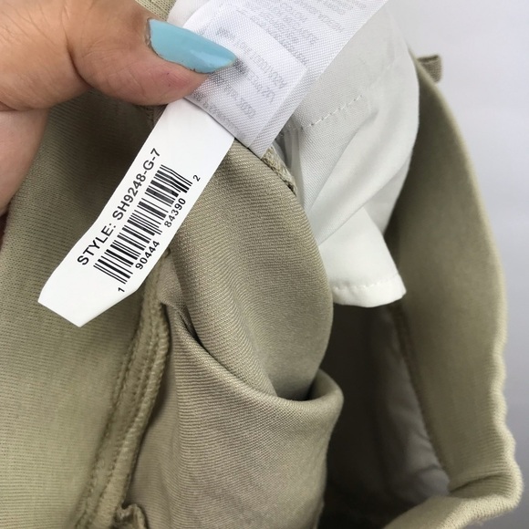 French Toast Kids Shorts. 2 Short Pant Bundle; Navy Blue and Beige. Size: 7. - Picture 7 of 12